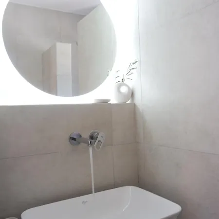 Appartement Sea View Deluxe *