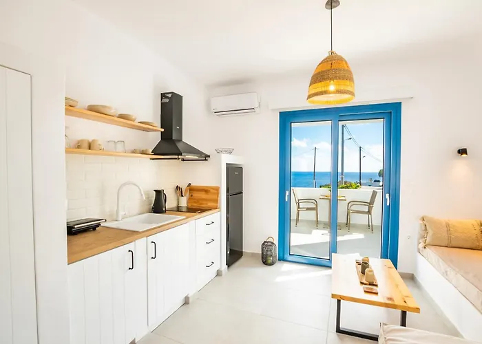 Sea View Deluxe Апартаменты *